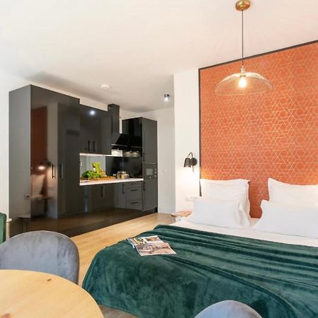 Soek Muelle Uno Holidays Homes مالقة المظهر الخارجي الصورة