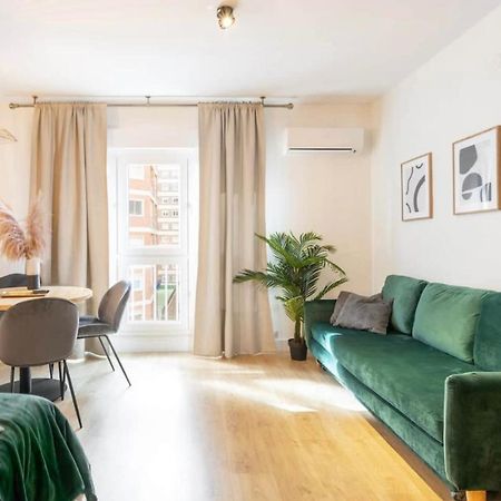 Soek Muelle Uno Holidays Homes مالقة المظهر الخارجي الصورة